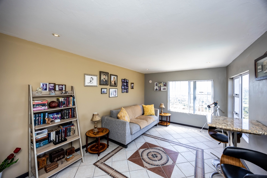 5 Bedroom Property for Sale in Gonubie North Eastern Cape